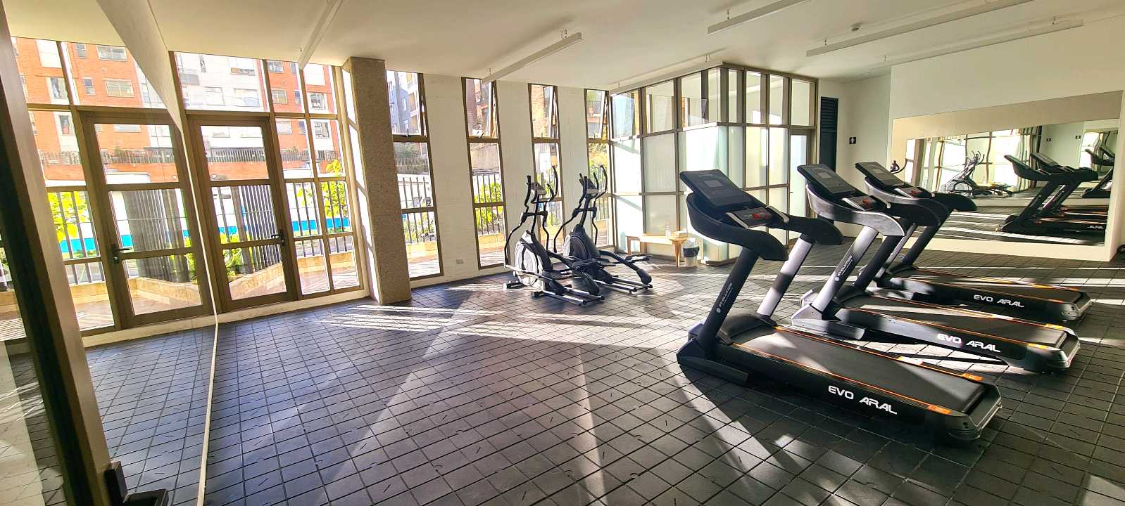 Arriendo apartamento Chicó, club house 9 arriendo_apartamento_chic_2_al_1726277952-6373_9561.jpeg