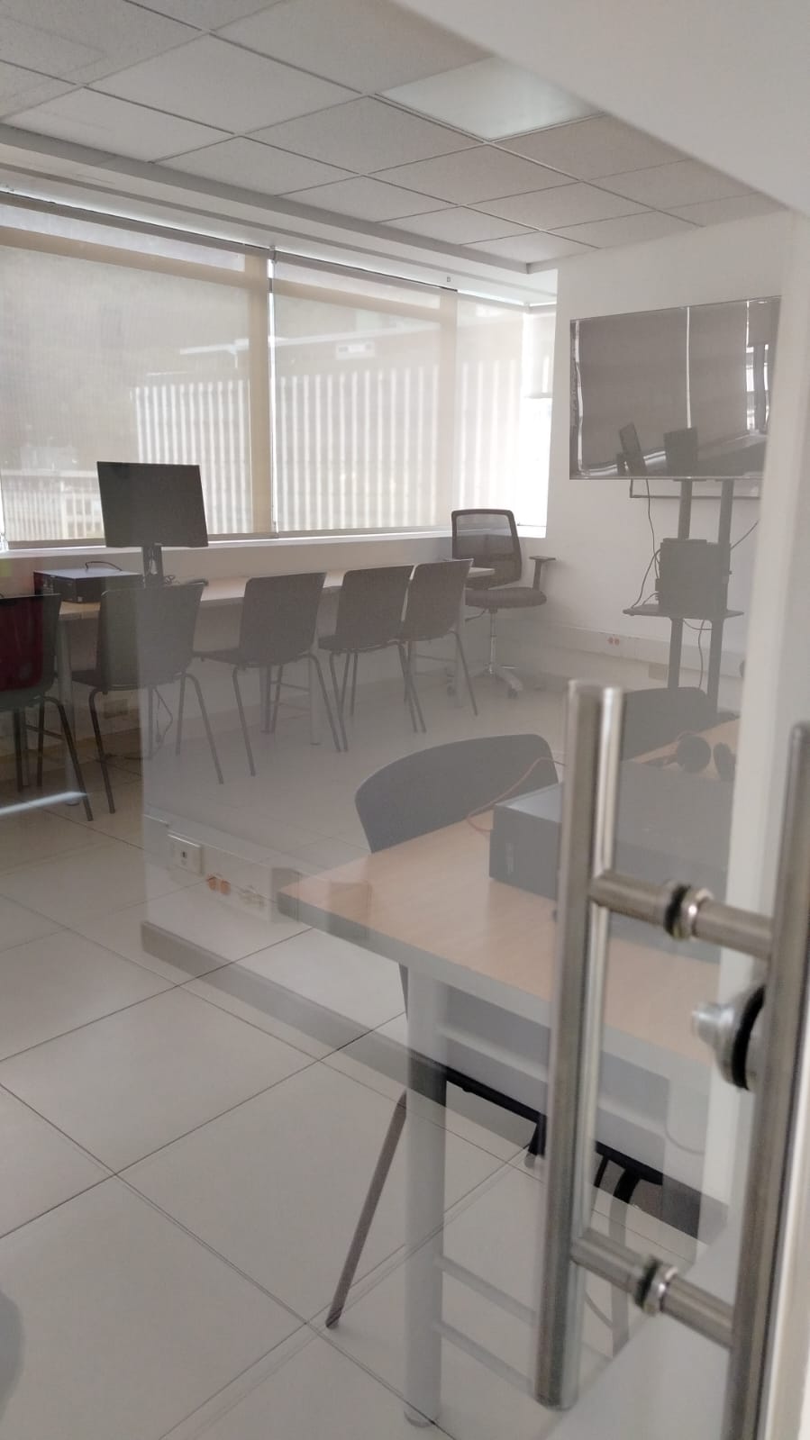 OFICINA 216 M2 EN ARRIENDO, CENTRO INTERNACIONAL 5 178742320240805070721.jpeg