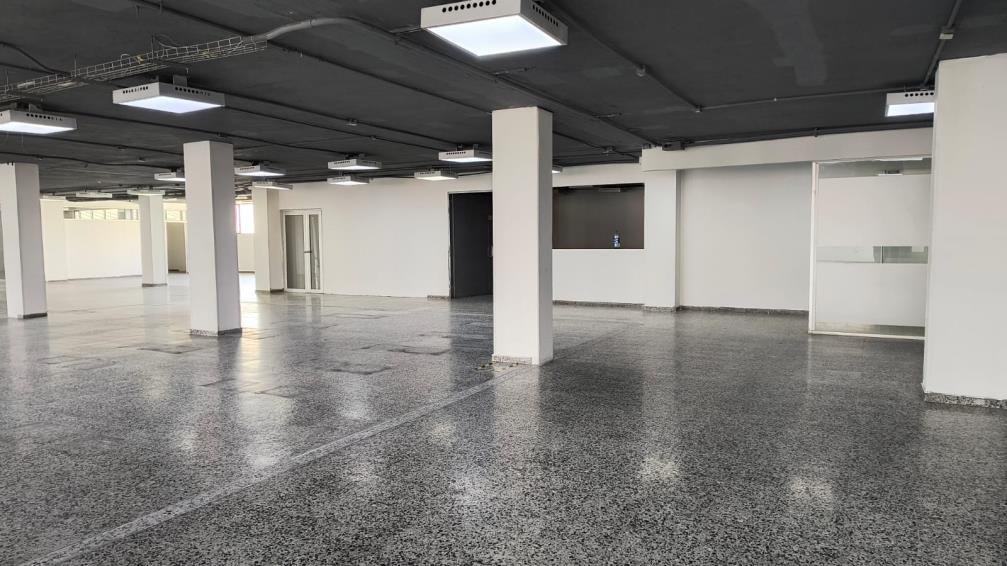 OFICINA DE 1.667 M2 EN ARRIENDO, PUENTE ARANDA 9 178742420250201014857.jpg