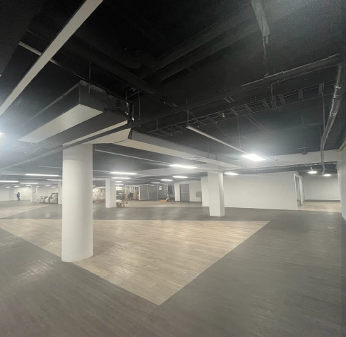 Acogedor Apartamento, segundo piso, buena luz, 2 habitaciones, 2 baños, garaje propio.