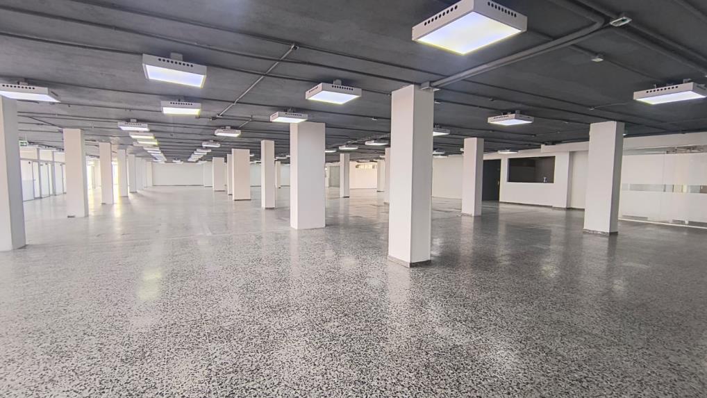 OFICINA DE 1.667 M2 EN ARRIENDO, PUENTE ARANDA 4 178743720250201014900.jpg