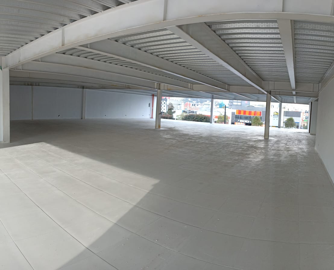 Local Estratégico en Arriendo – 340 m² en el Centro Internacional