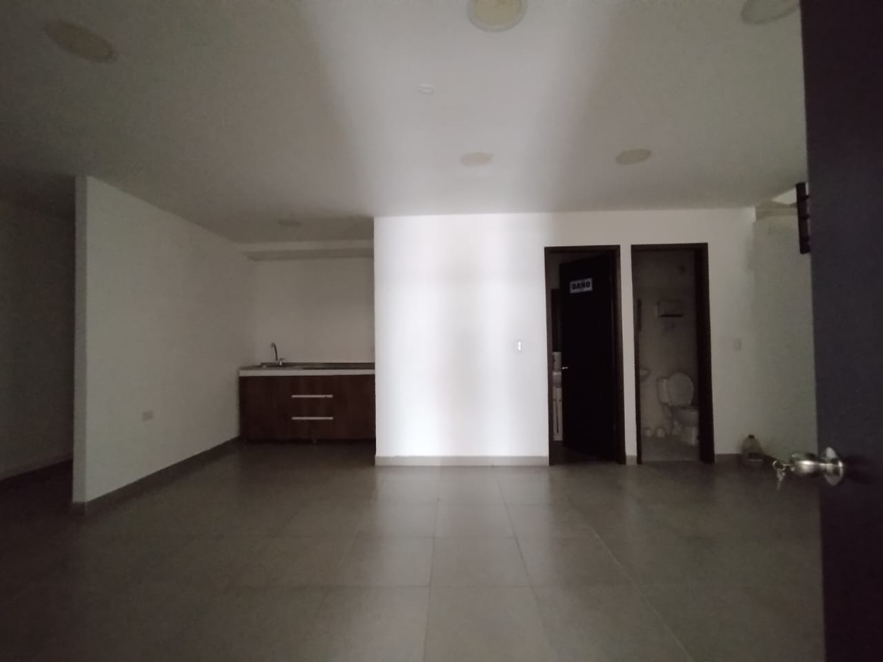 LOCAL U OFICINA EN ARRIENDO - VILLAVICENCIO 7 17874820241204095712.jpeg