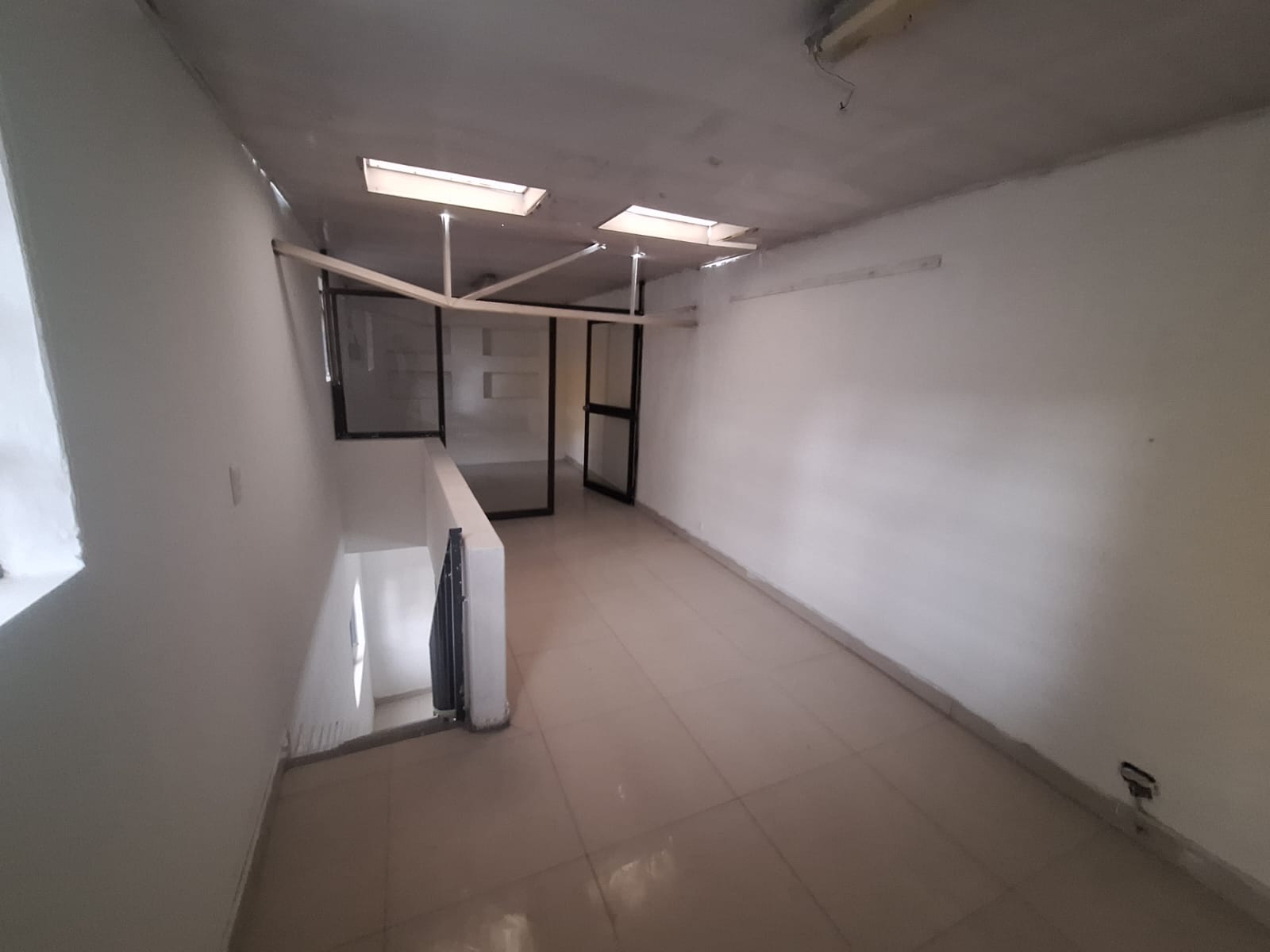 Amplia Bodega en arriendo Soacha vía principal 1250 m² 17 178742020250408012521.jpeg