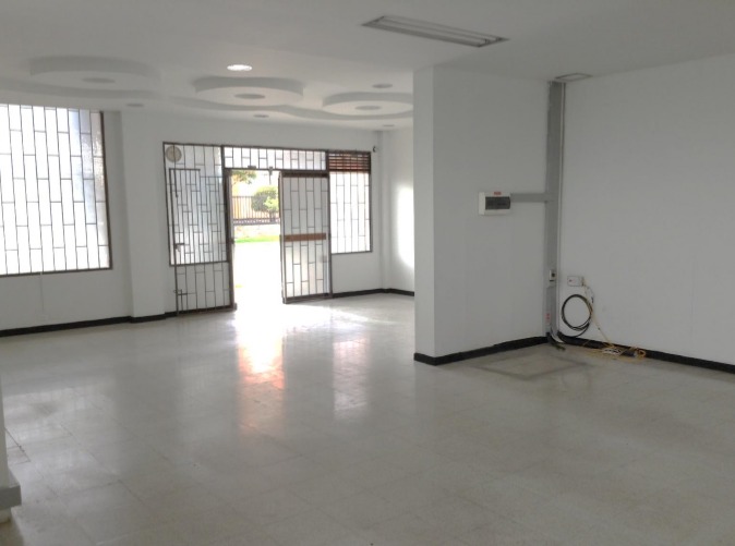 ARRIENDO BODEGA INDUSTRIAL SECTOR BOSA