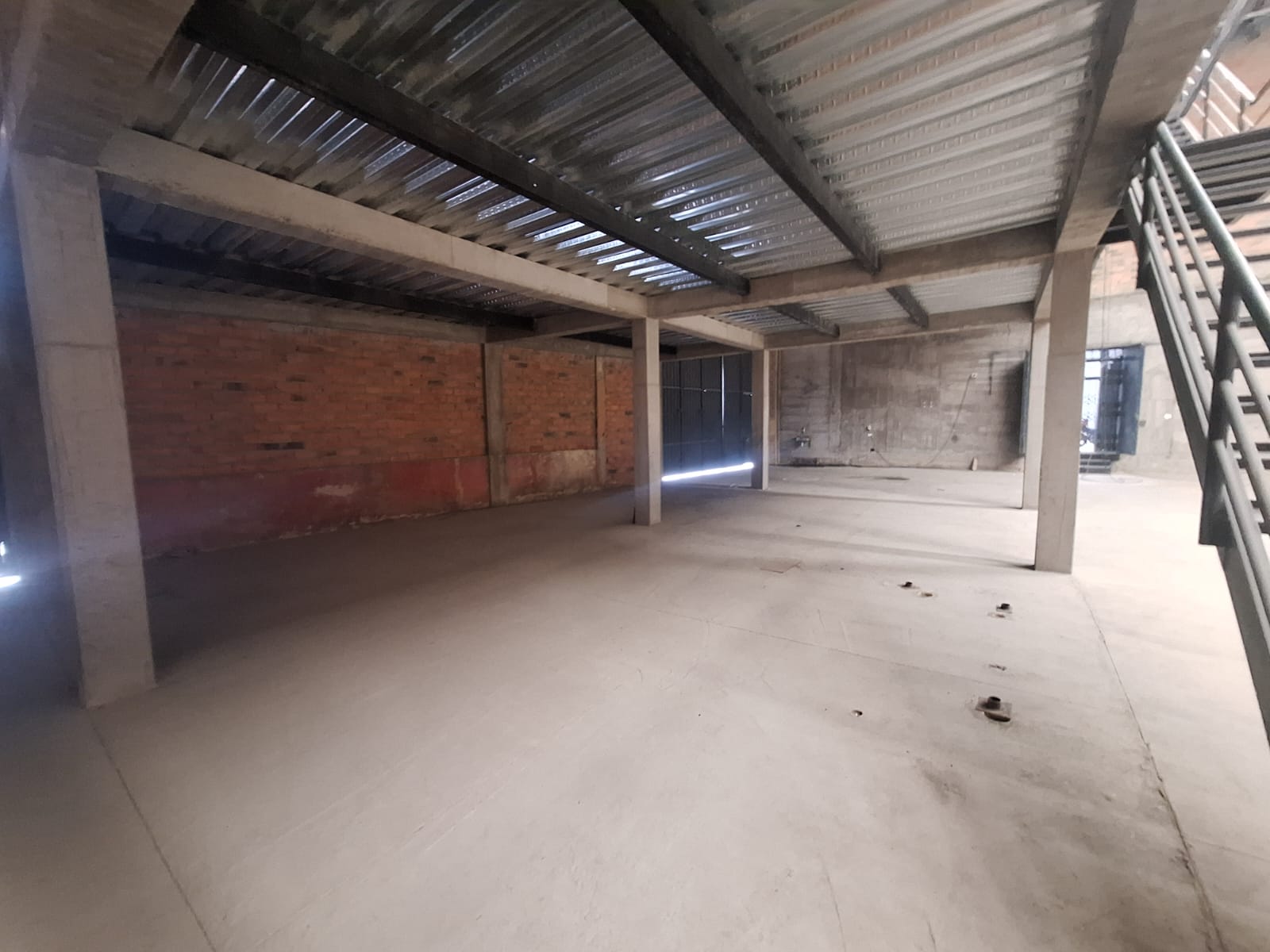 Amplia Bodega en arriendo Soacha vía principal 1250 m² 10 178743120250408012525.jpeg