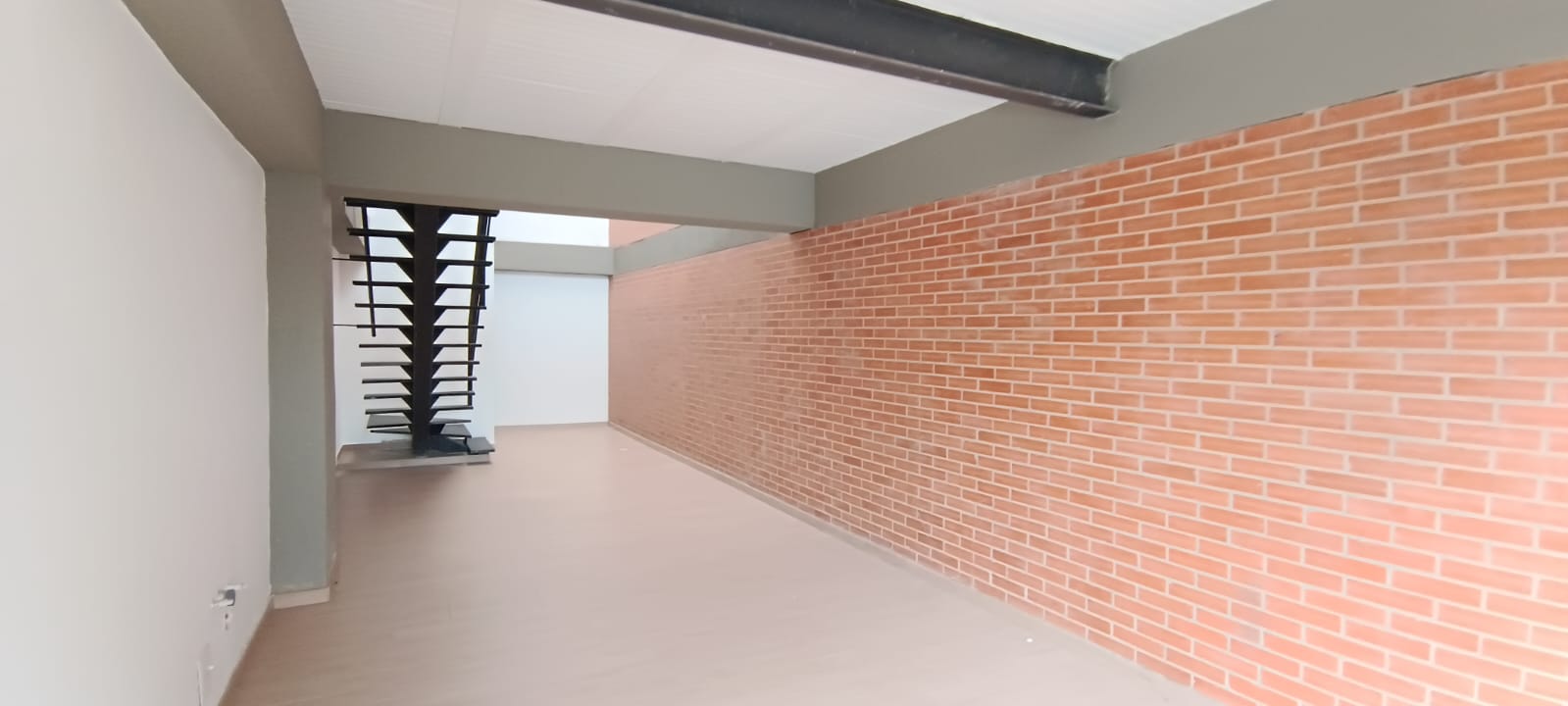 Arriendo Casa Campestre cota $ 2.500.000