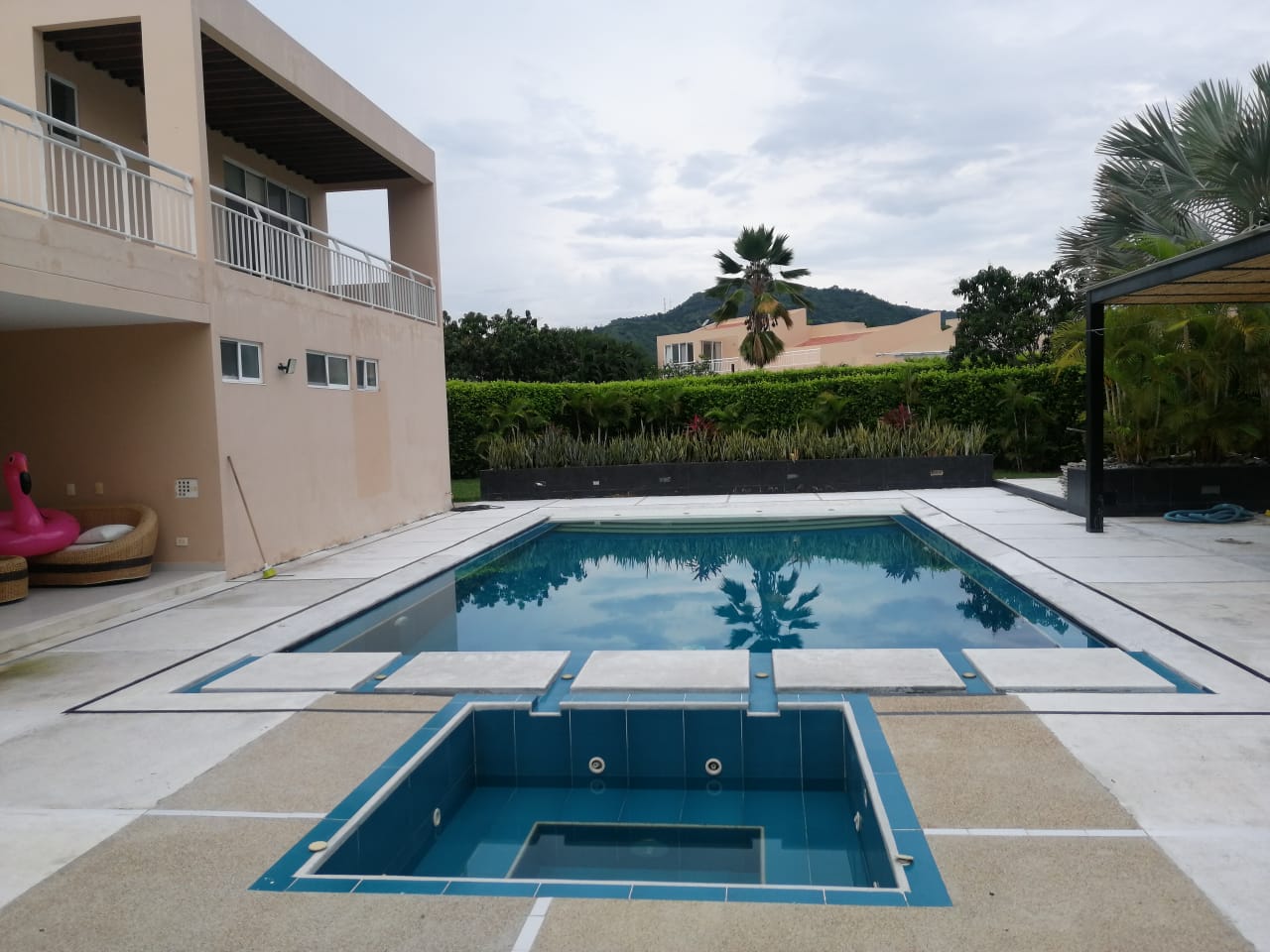 ARRIENDO CASA DE CAMPO ANAPOIMA