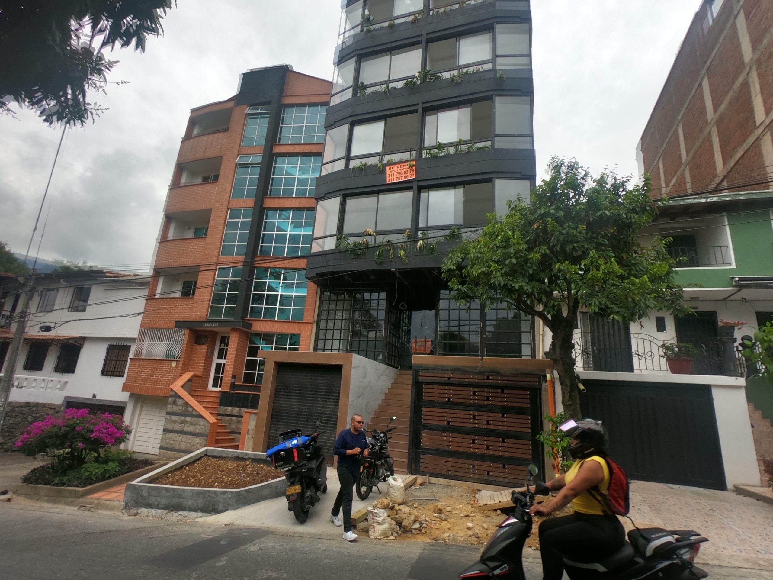 SE ARRIENDA LOCAL COMERCIAL EN LA CEJA, MALL CANTARRANA