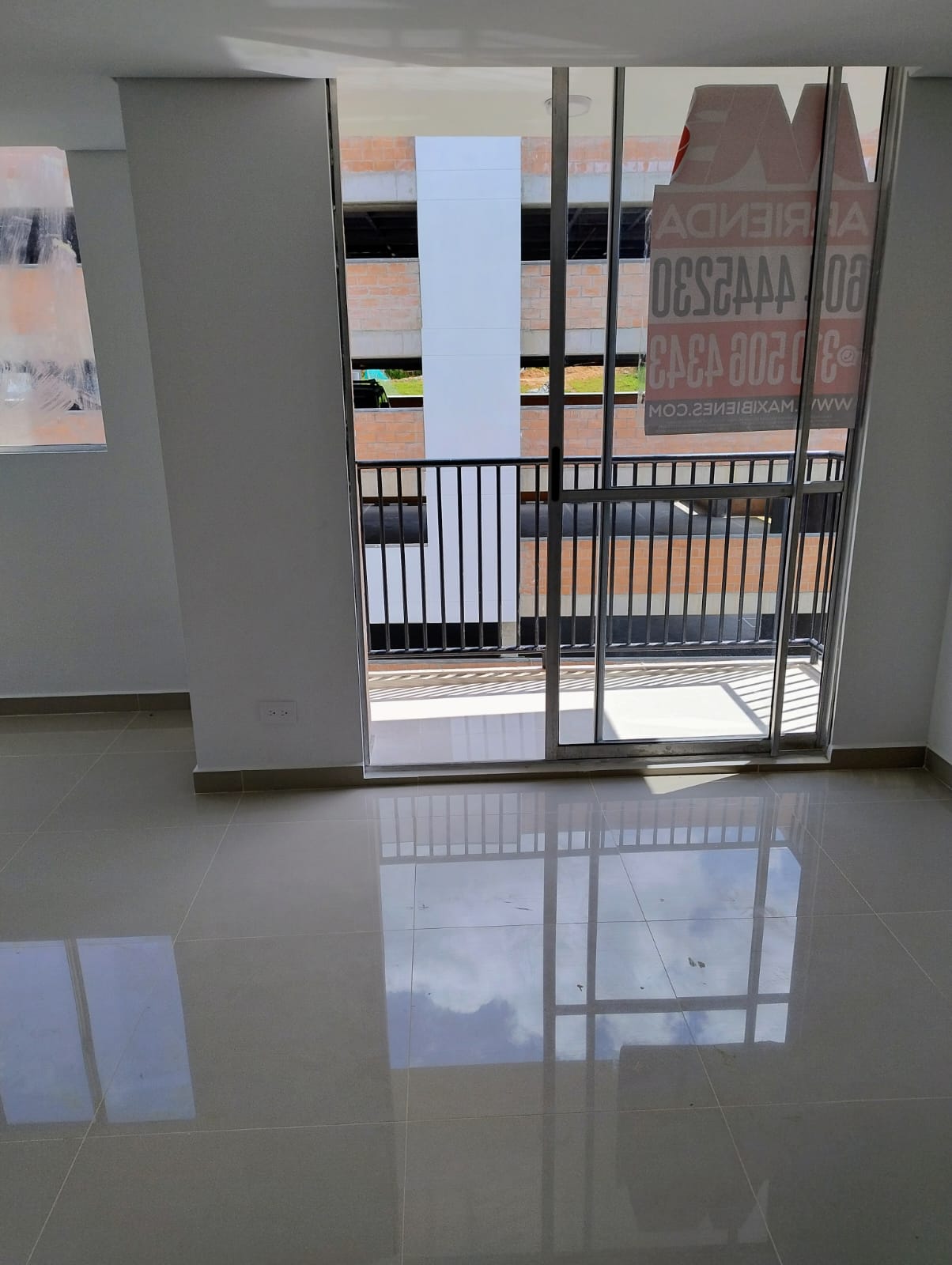 LOCAL COMERCIAL COLON LA CANDELARIA COD RB399761