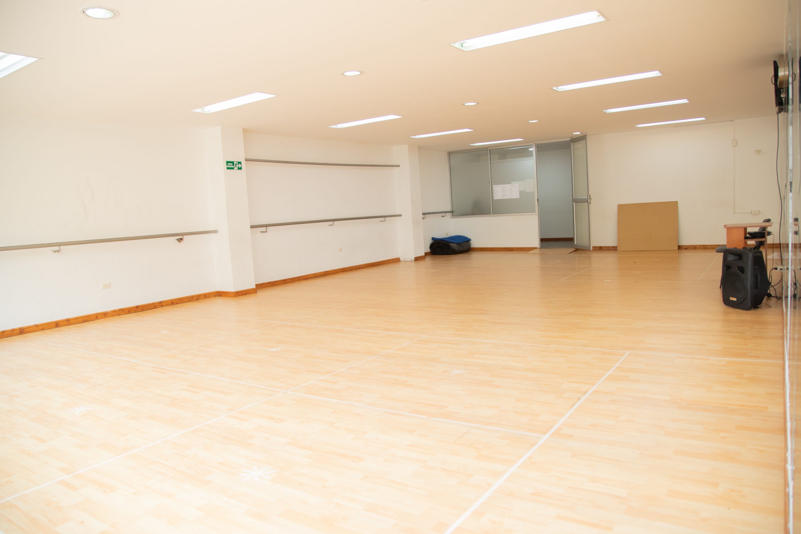 ALQUILER DE OFICINAS - EDIFICIO EN PALERMO, MANIZALES 3 8393120201120045845.jpg