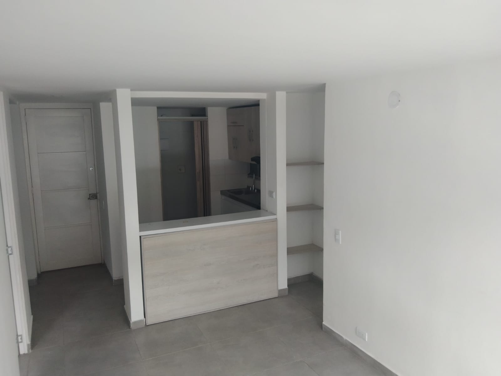 ARRIENDO APARTAESTUDIO EN LA RAMBLA MANIZALES | ARRIENDOS MANIZALES
