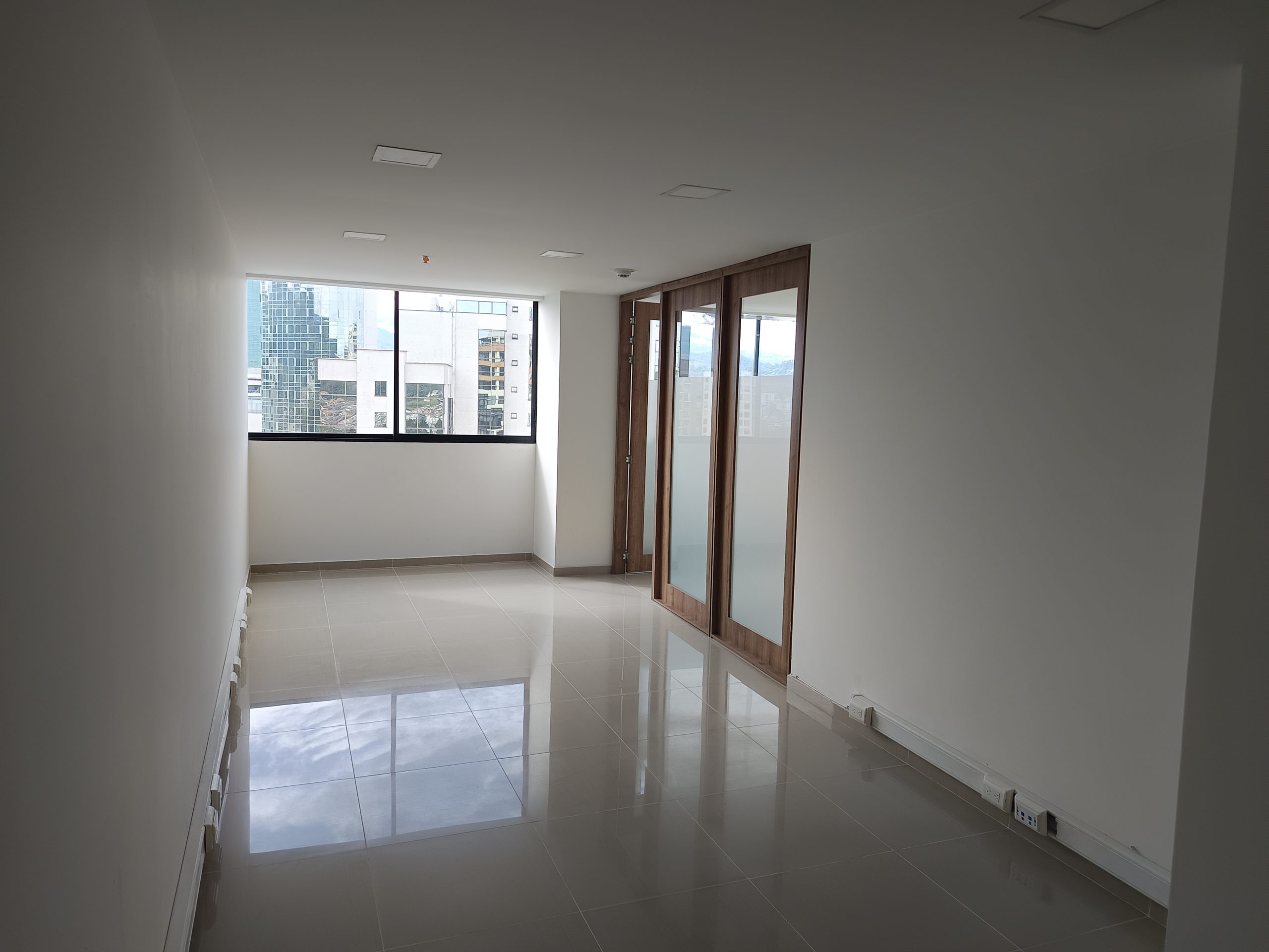 ARRIENDO OFICINA EN PANORAMA, MANIZALES | ARRIENDOS MANIZALES