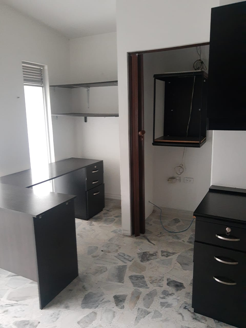 ARRIENDO OFICINA EN EL CENTRO DE MANIZALES | ARRIENDOS MANIZALES