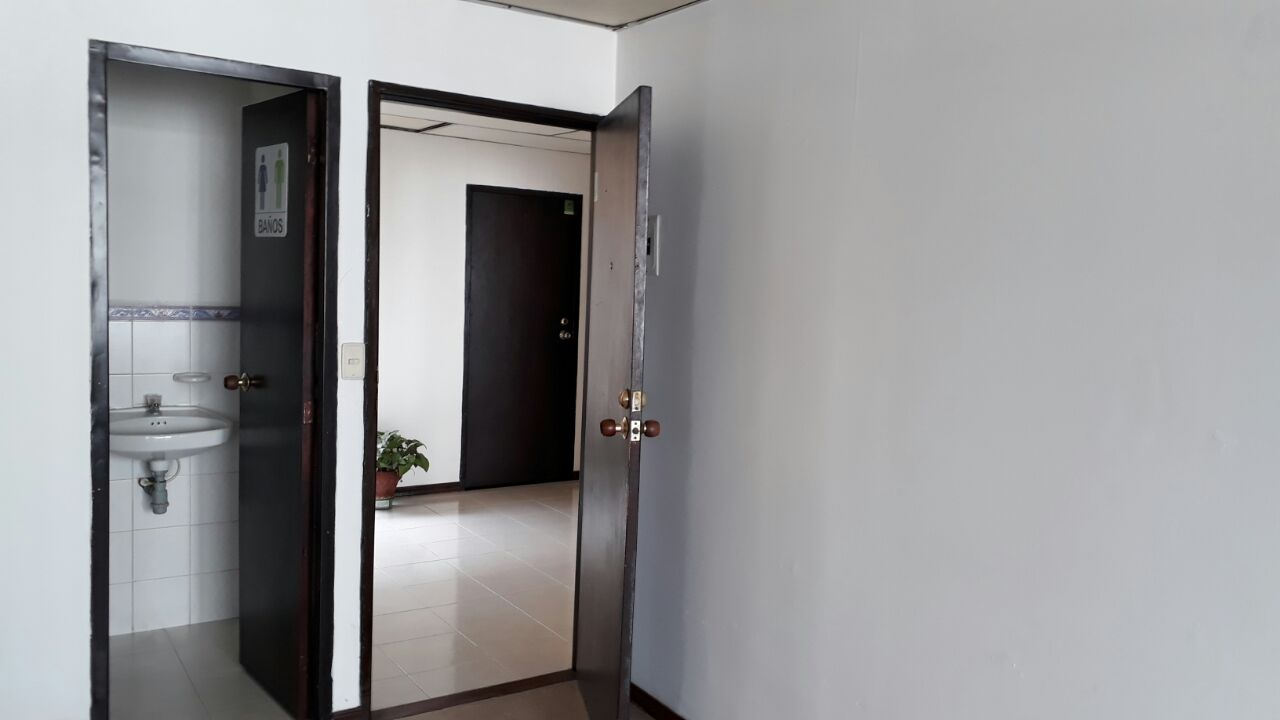 Arriendo Oficina en el Centro Manizales | Arriendo Manizales 14 83932520180418113123.jpg
