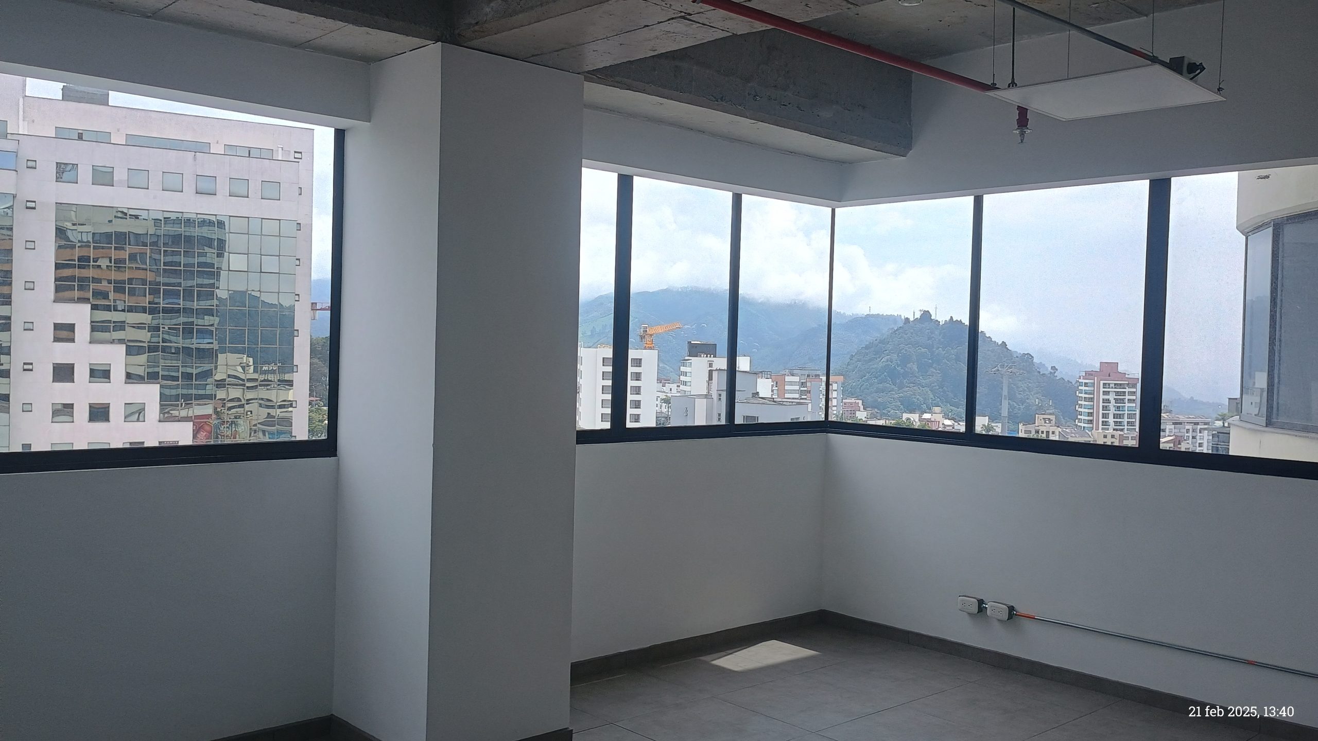 ARRIENDO OFICINA EN EL CENTRO, MANIZALES | ARRIENDOS MANIZALES