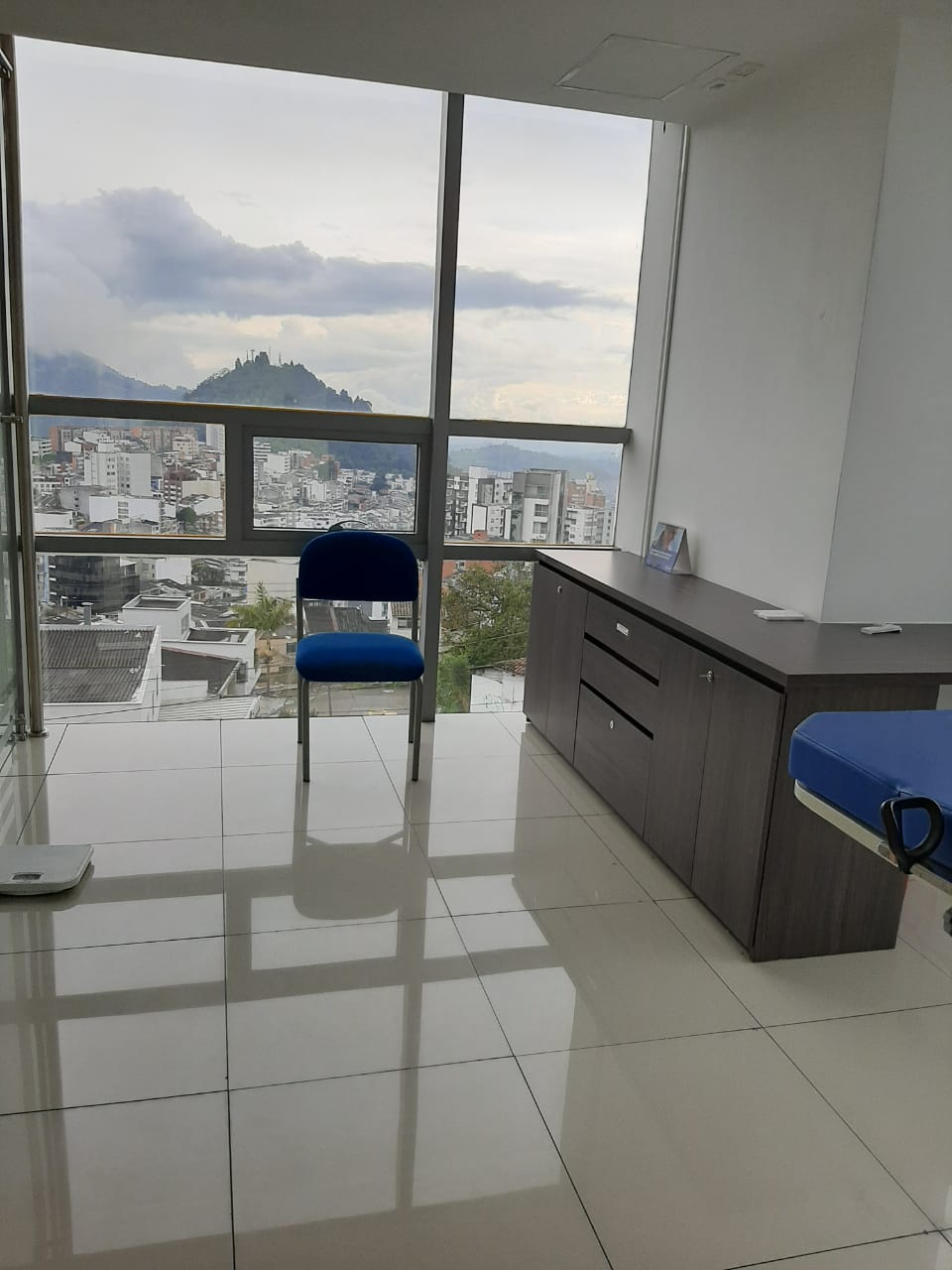 ARRIENDO CASA COMERCIAL EN VERSALLES, MANIZALES | ARRIENDOS MANIZALES 24 ARRIENDO CASA COMERCIAL EN VERSALLES, MANIZALES | ARRIENDOS MANIZALES