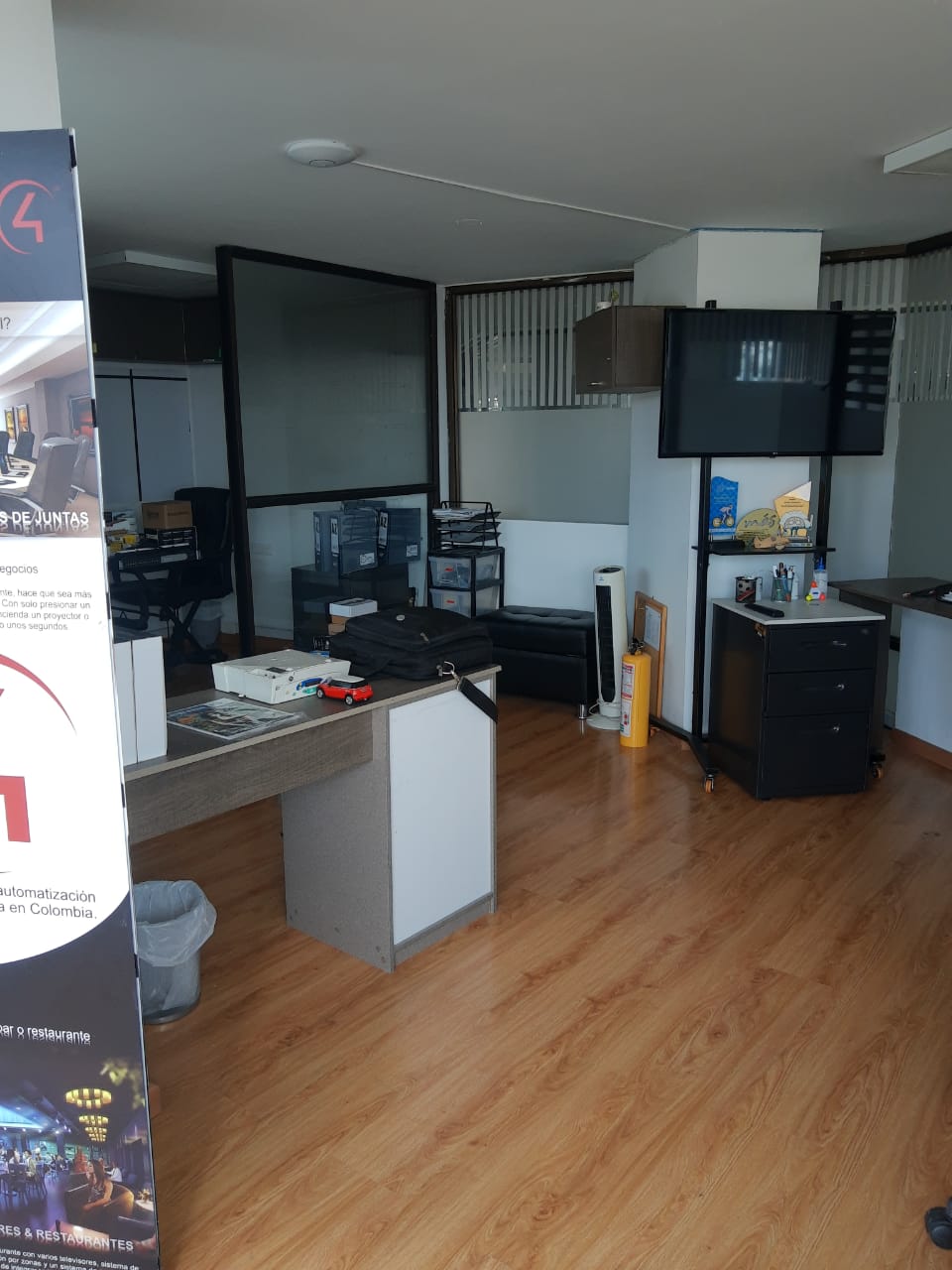 ALQUILER DE OFICINA EN AV SANTANDER, MANIZALES 3 8393420210118104410.jpg