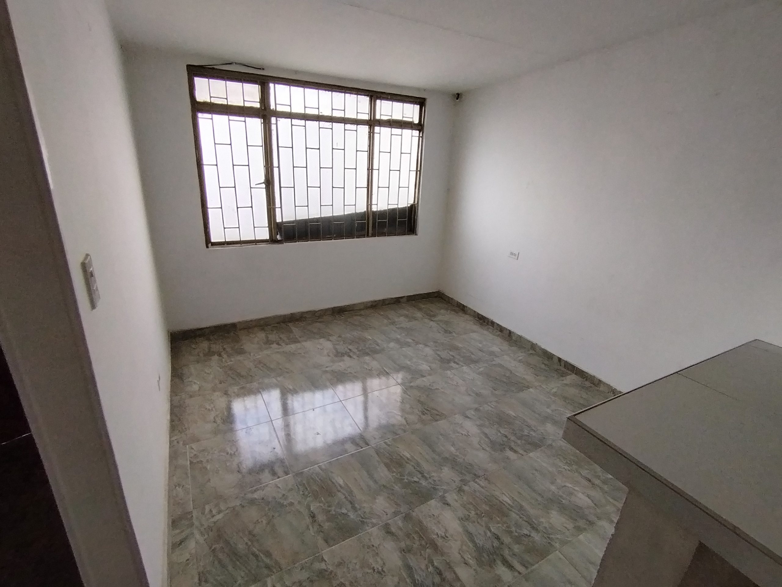 ALQUILER OFICINA AV SANTANDER, MANIZALES