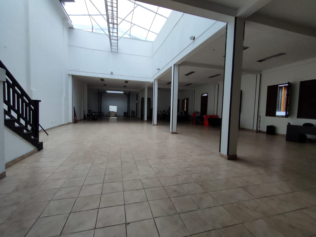 Se Alquila Local en el centro Manizales 10 8393620200829092121.jpg