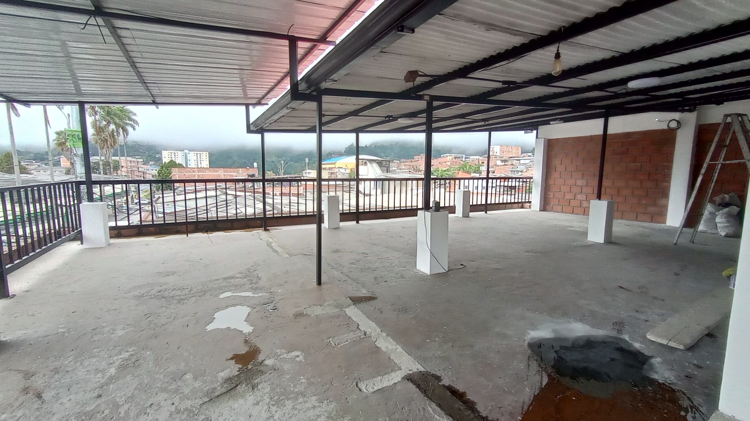 ARRIENDO APARTAESTUDIO AVENIDA SANTANDER MANIZALES | ARRIENDOS