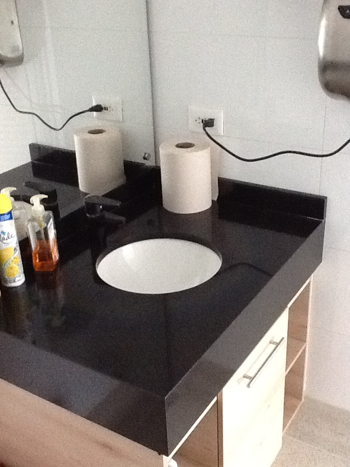 OFICINA CON TERRAZA EN ARRIENDO EN CENTRO MANIZALES | ARRIENDOS 8 8393720190622085700.jpg