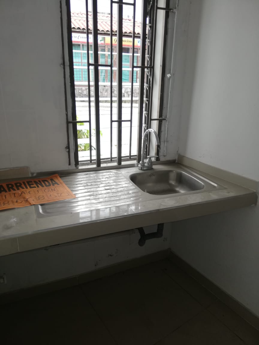 Se Alquila Local en Palogrande Manizales 8 8393920200717102126.jpg