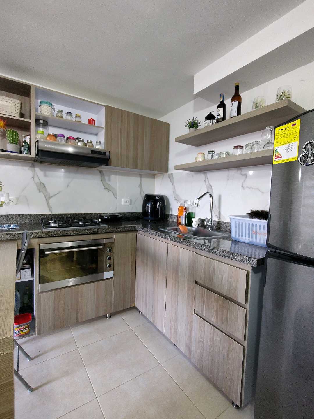 APARTAMENTO DE 55 m2, EN MADRID CONJUNTO AZUL CELESTE, CLUB HOUS