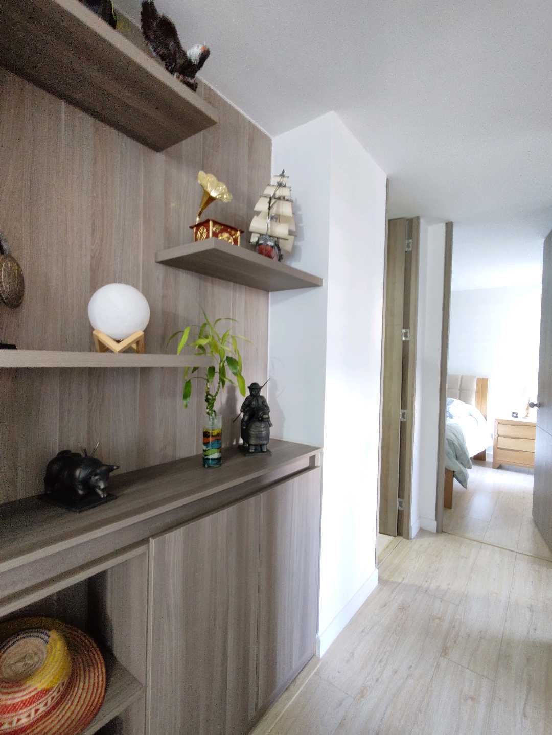 APARTAMENTO DE 55 m2, EN MADRID CONJUNTO AZUL CELESTE, CLUB HOUS