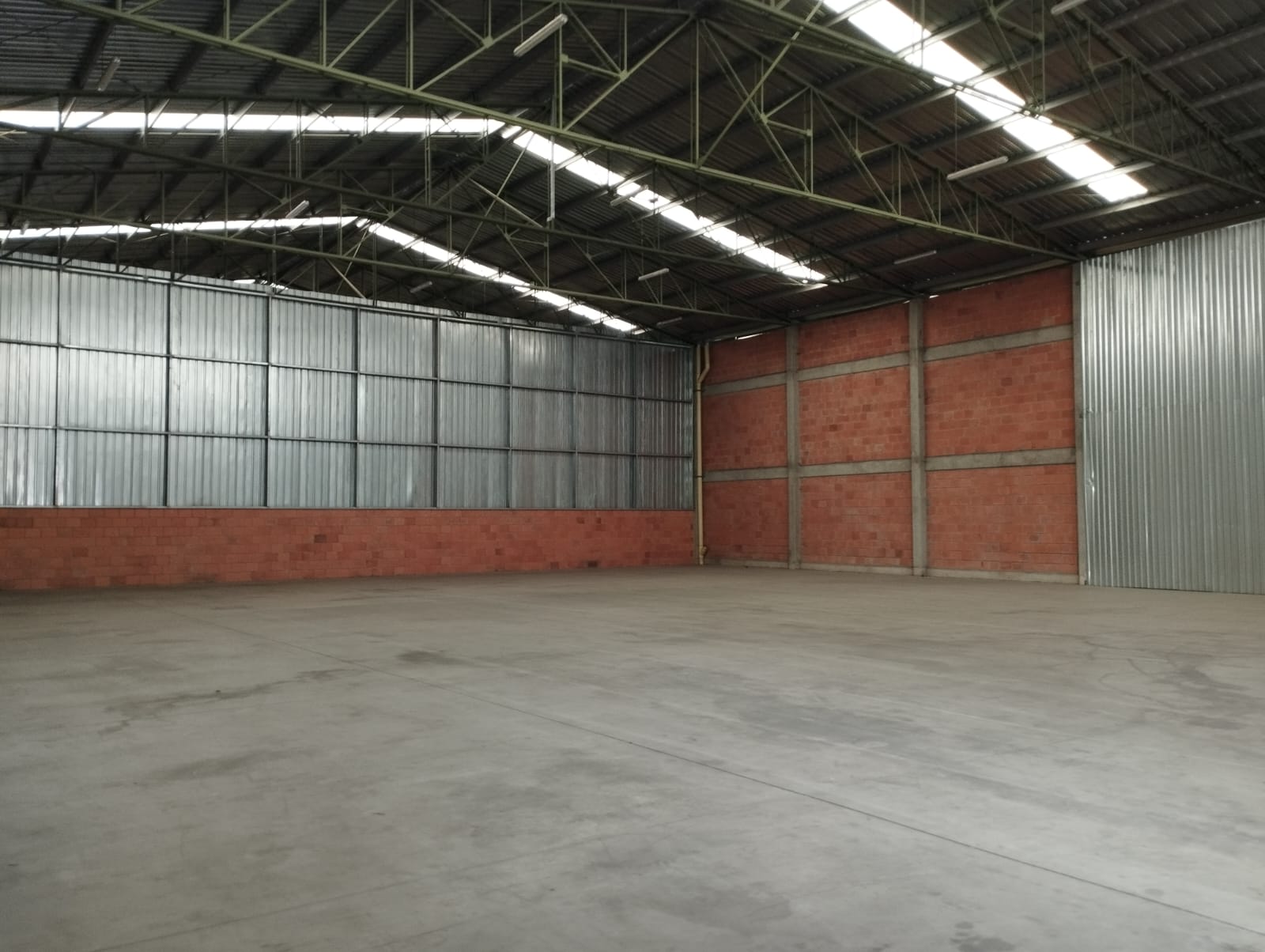 BODEGA ARRIENDO 750M2 MADRID ,CUND PARQUE INDUSTRIAL 1 1027401620230713062449.jpeg