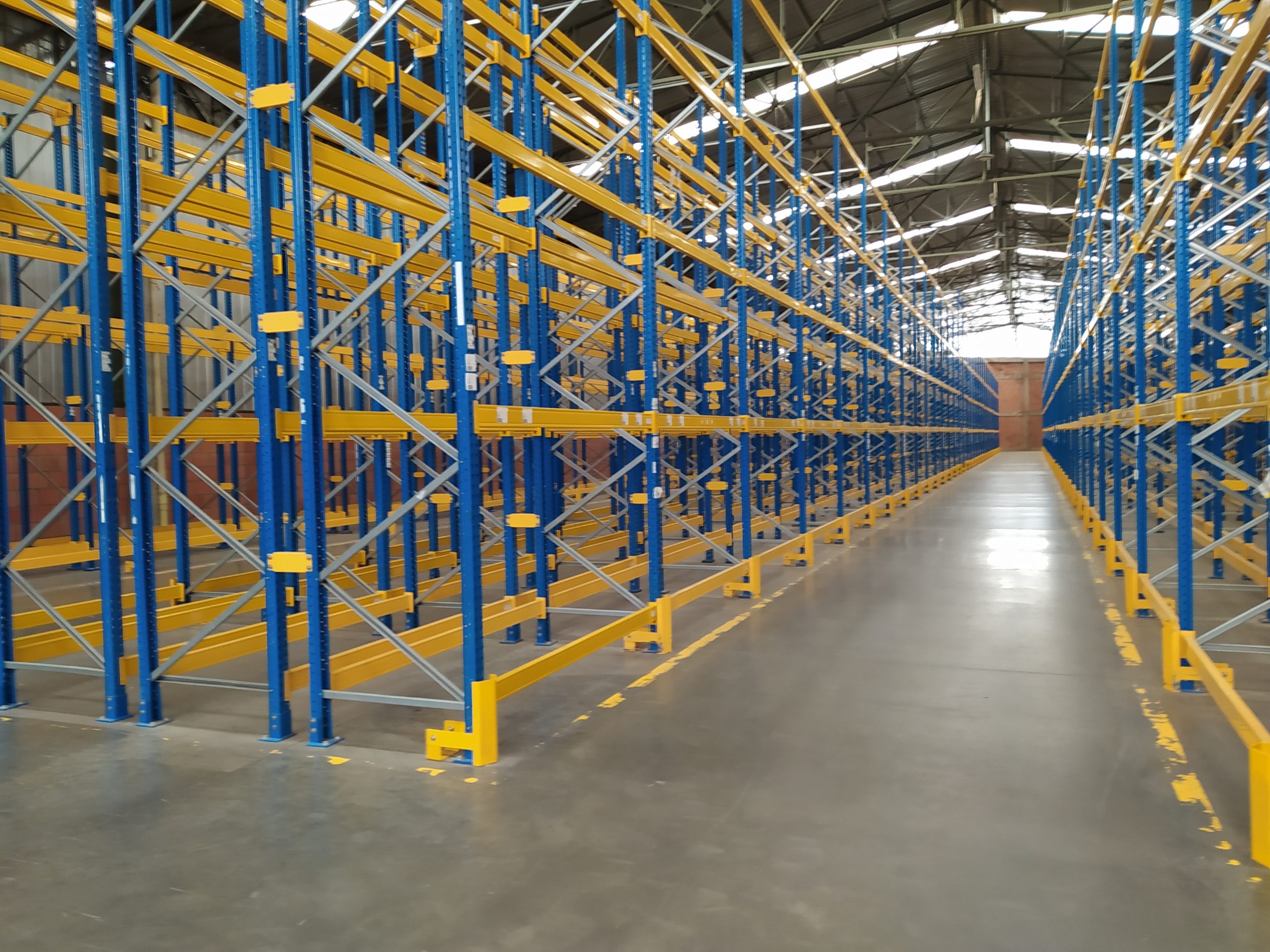 ARRIENDO BODEGA 2.218 M2 MADRID, CUND 5 MUELLES PARQUE INDUSTRIAL 15 1027401720240113121346.jpg