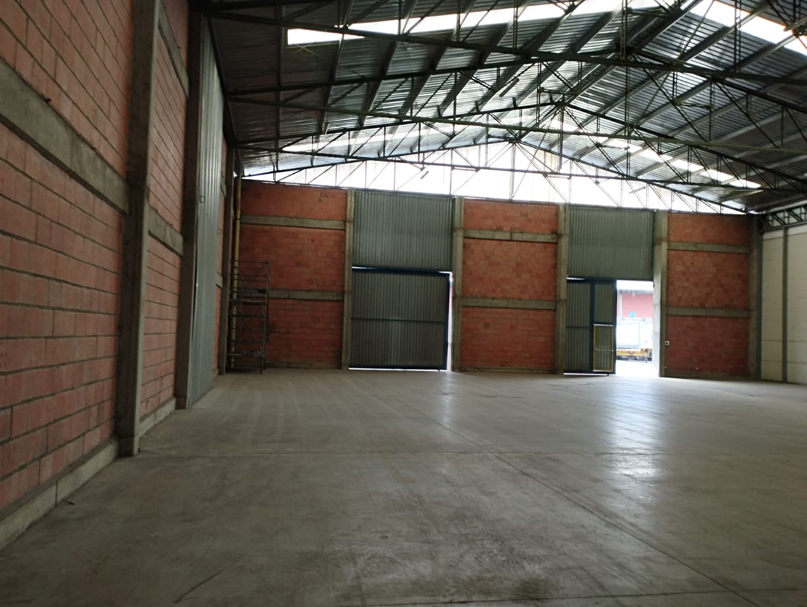 BODEGA ARRIENDO 750M2 MADRID ,CUND PARQUE INDUSTRIAL 4 1027401920230713062450.jpeg