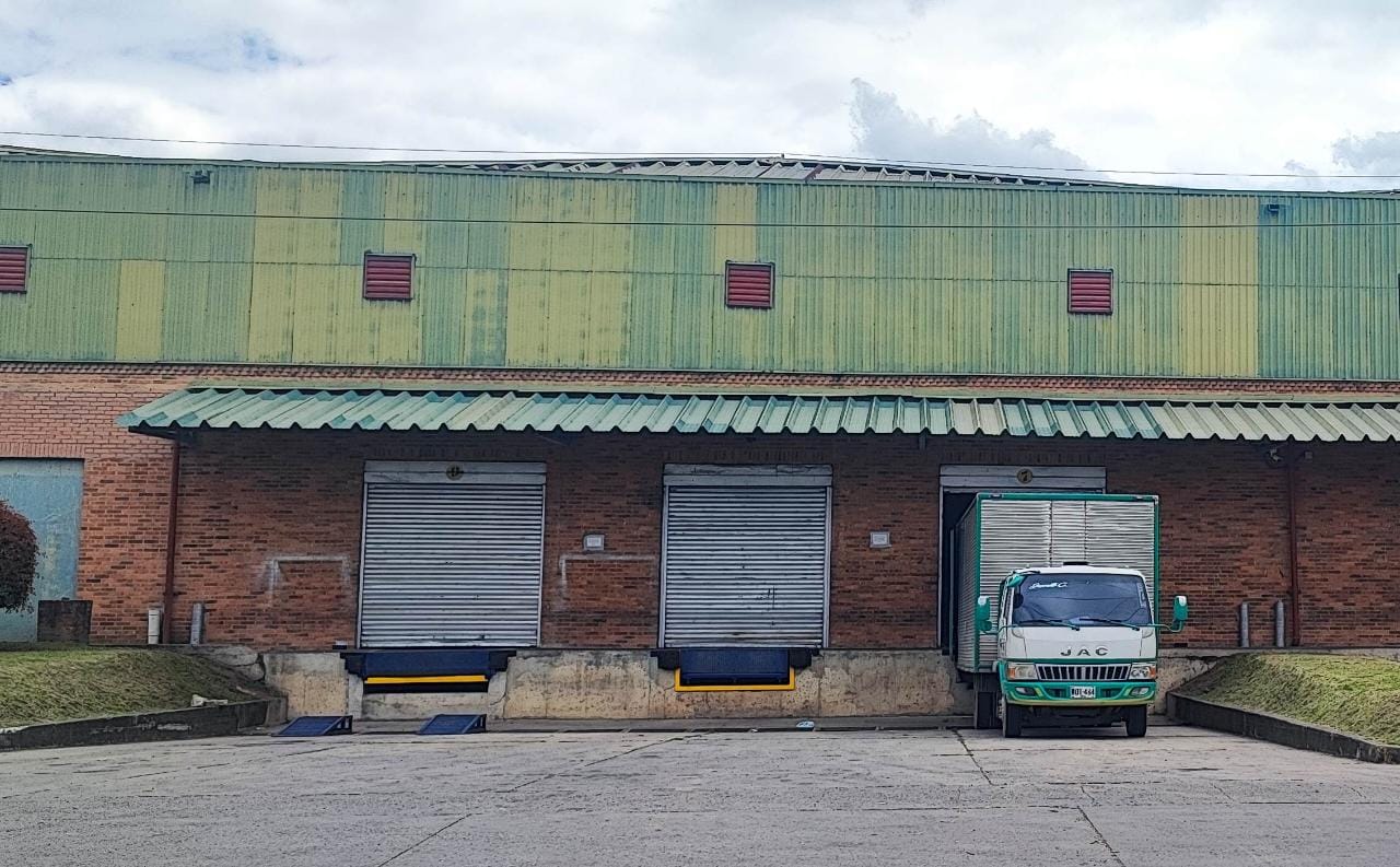 EXCELENTE OPORTUNIDAD DE LOCAL COMERCIAL EN ARRIENDO, VILLAVICENCIO
