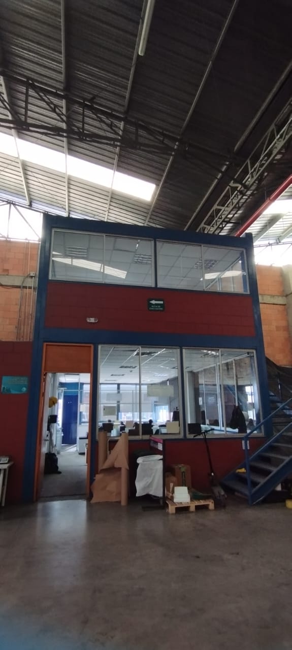 ARRIENDO BODEGA 2.500 M2 MADRID, CUND 5 MUELLES PARQUE INDUSTRIAL 20 1027402420250504121654.jpeg