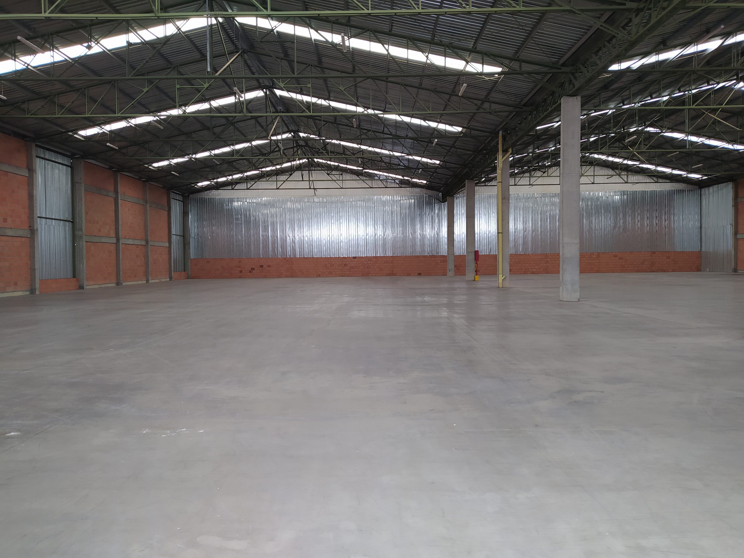 ARRIENDO BODEGA 2050M2 MADRID, CUNDINAMARCA PARQUE INDUSTRIAL. 1 102740620230515095223.jpg