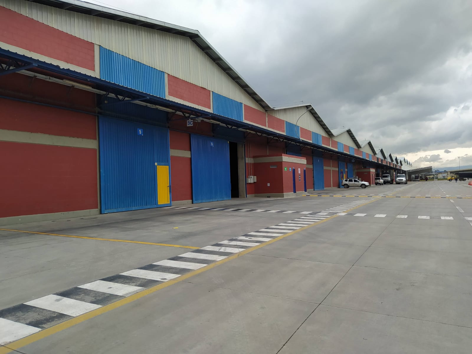 ARRIENDO BODEGA 687.5 M2 MADRID, CUND. PARQUE INDUSTRIAL 5 102740720221014094112.jpeg