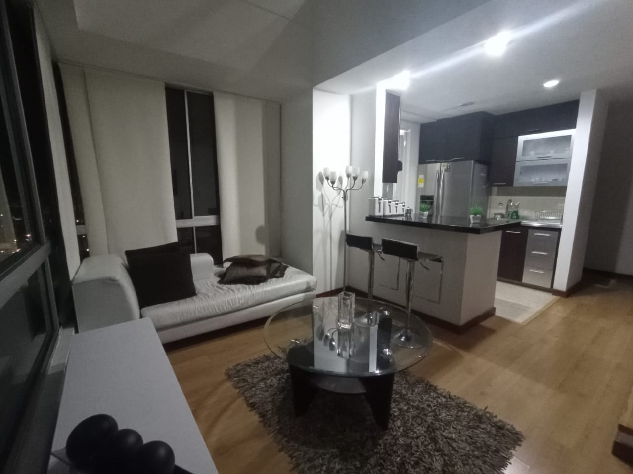 APARTAMENTO EN ARRIENDO EN AV ALBERTO MENDOZA MANIZALES