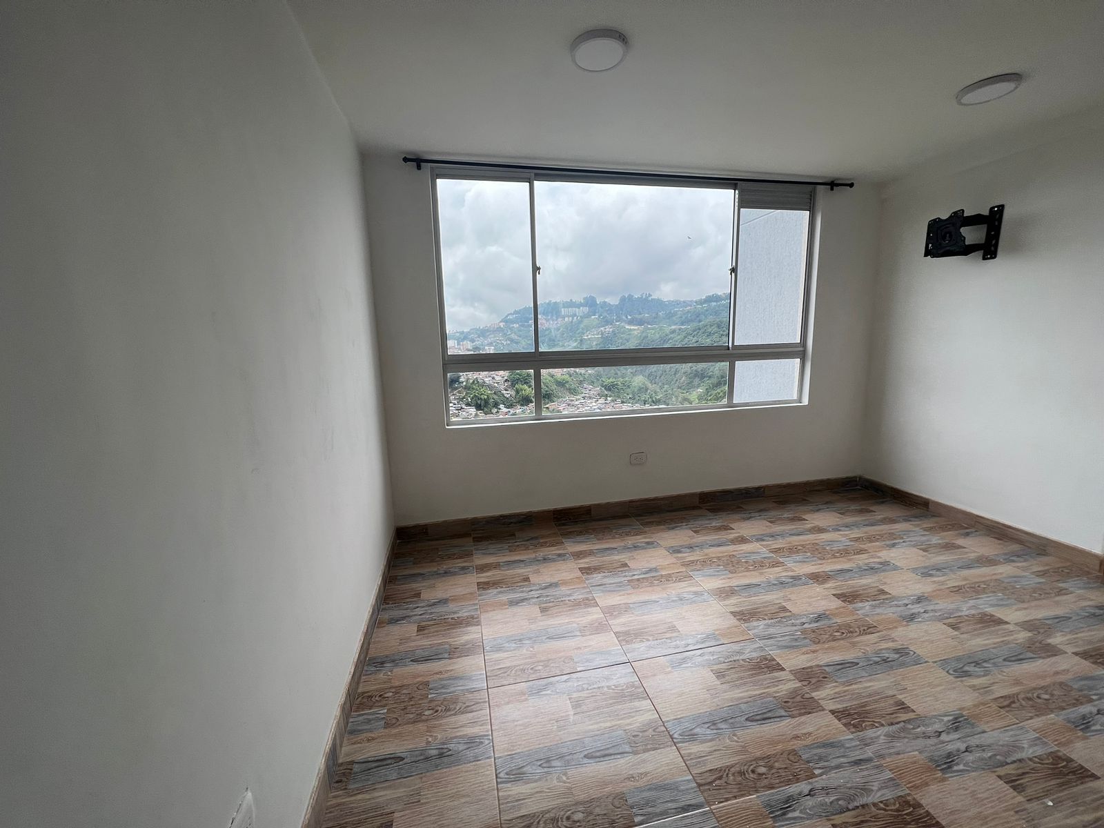 ARRIENDO LOCAL EN LAURELES, MANIZALES | ARRIENDOS MANIZALES