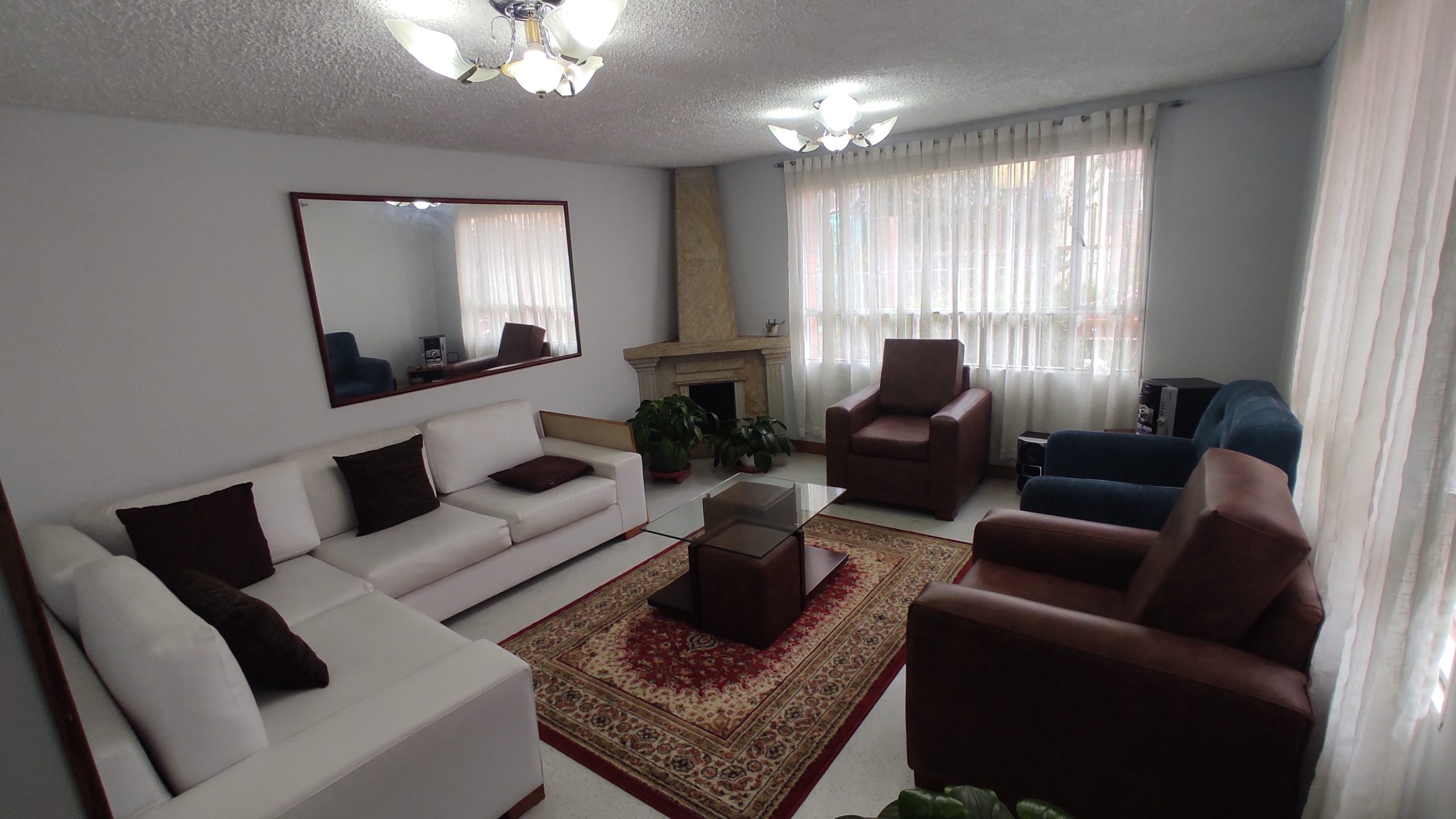 Arriendo Casa Cota Centro Urbana $ 2.900.000