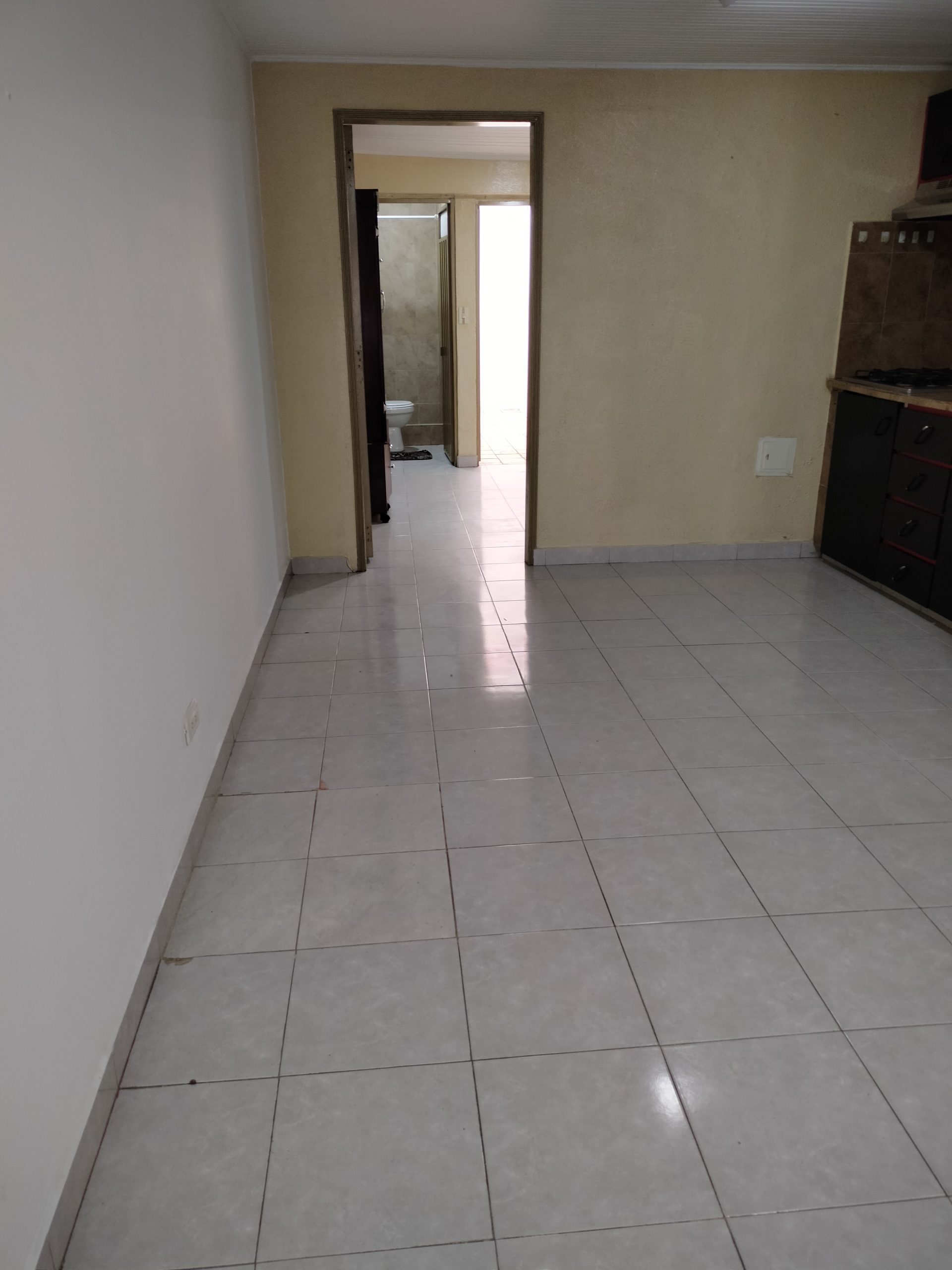Apartaestudio moderno y excelente ubicación en Mazuren
