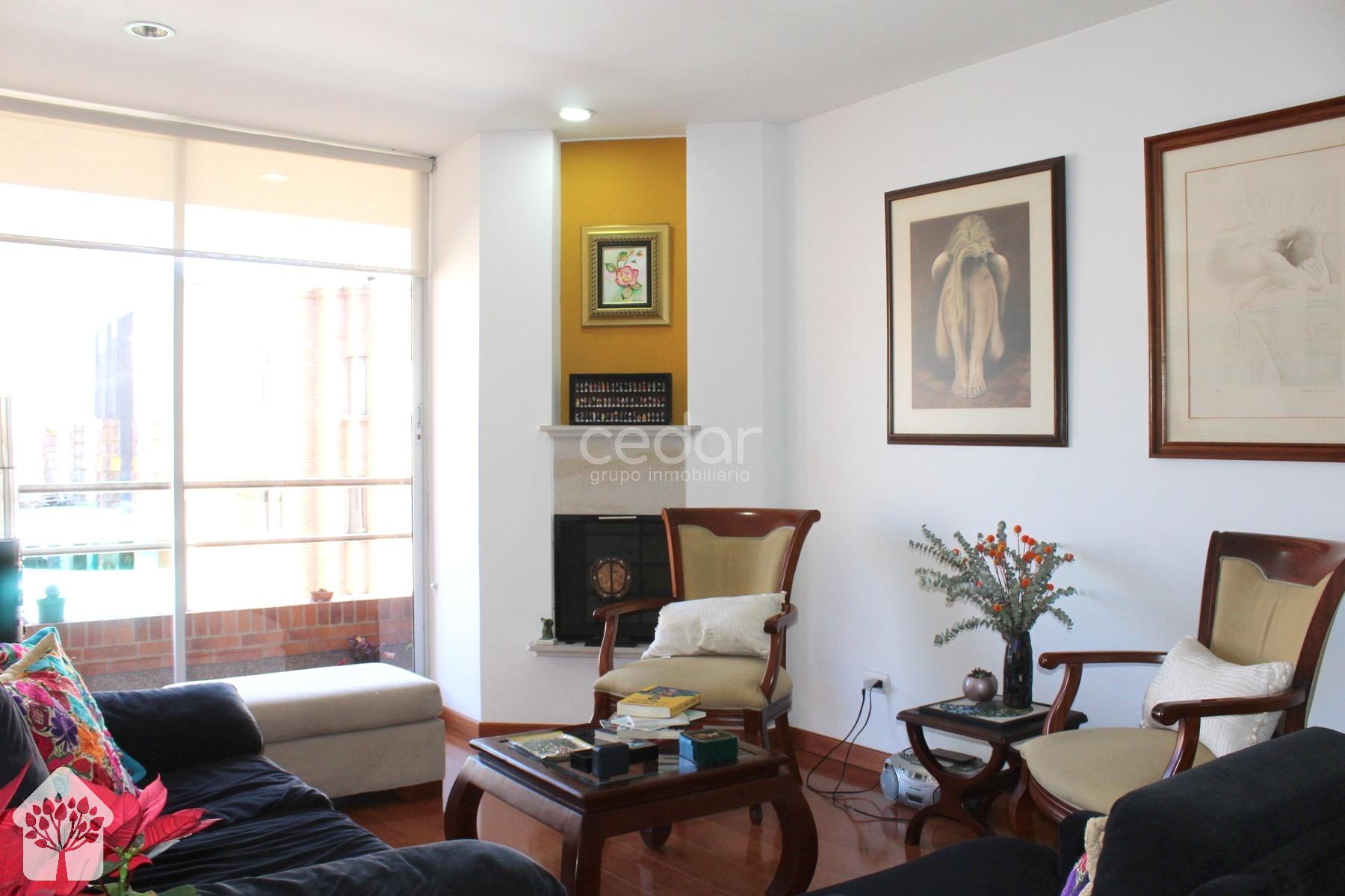 ARRIENDO APTO ESTUDIO MODERNO AMOBLADO BALCON STA. BARBARA CENTRAL -5-