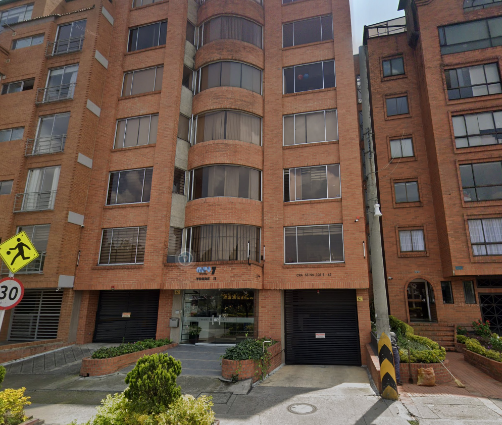 OFICINA 1.071 M² EN ARRIENDO, LA FLORESTA