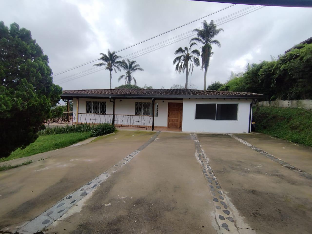 SE ARRIENDA APARTAMENTO EN BORAL RIONEGRO