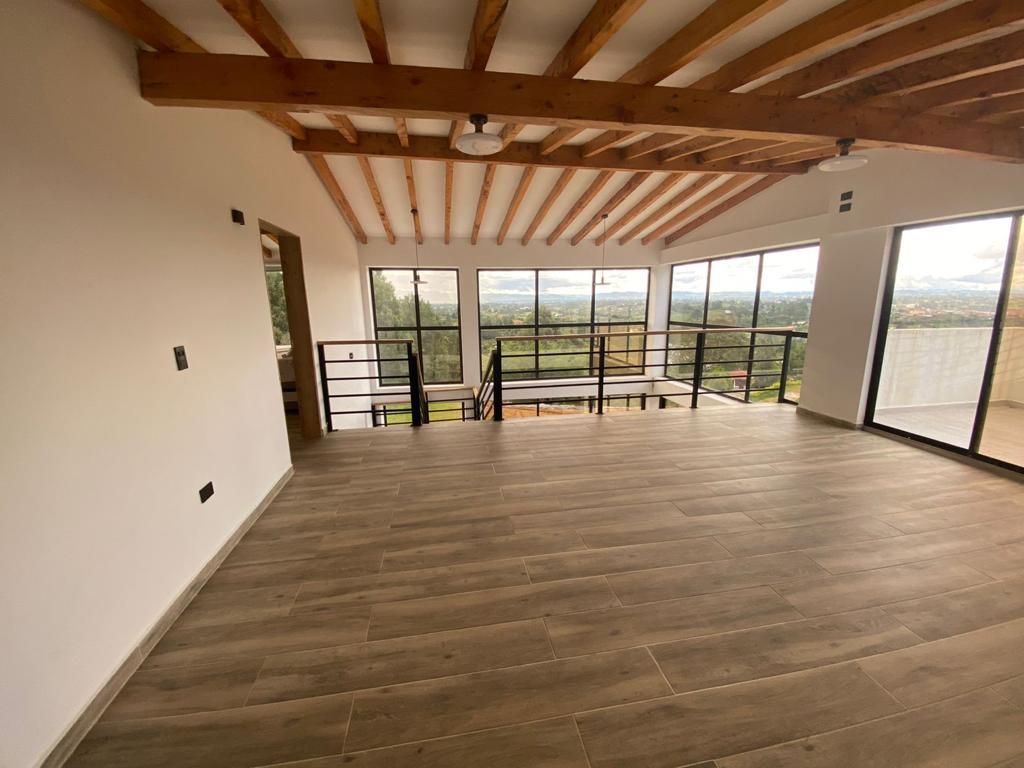 APARTAMENTO EN ARRIENDO EN LA CEJA, QUINTO PISO CON ASCENSOR.