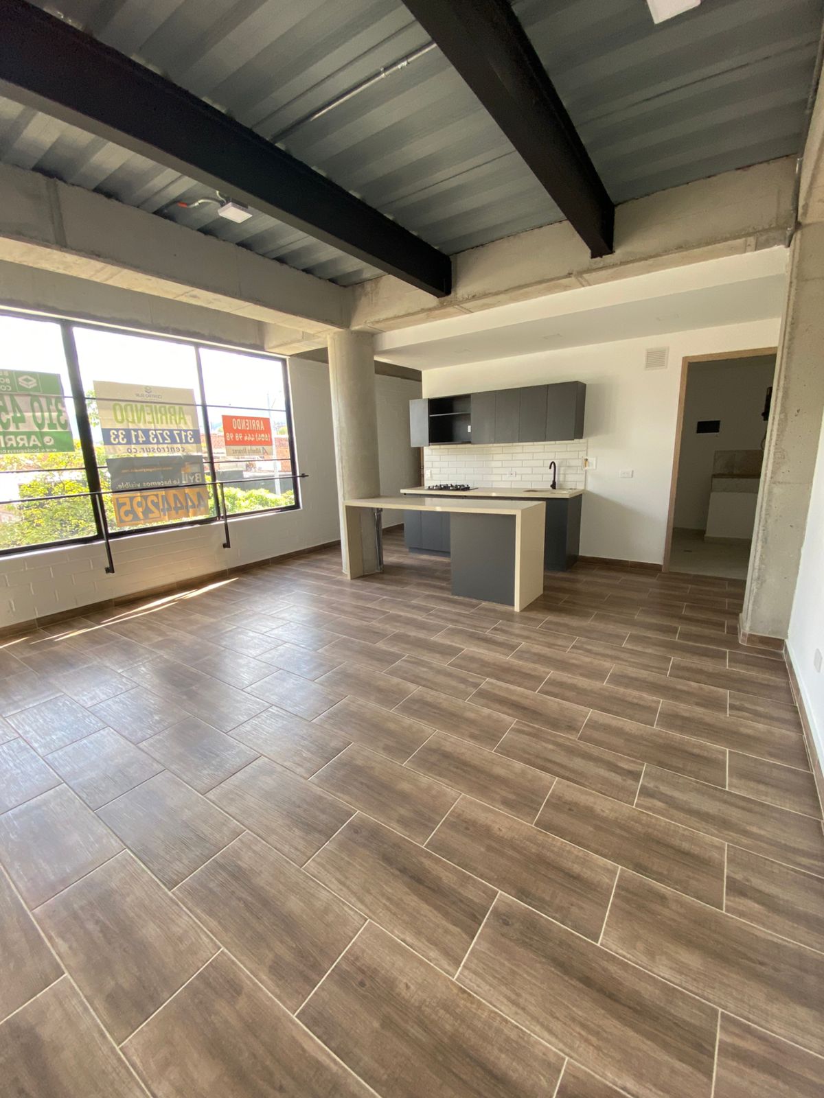 LOCAL COMERCIAL EN ARRIENDO SECTOR CALASANZ AVENIDA 80 MEDELLÍN -6-