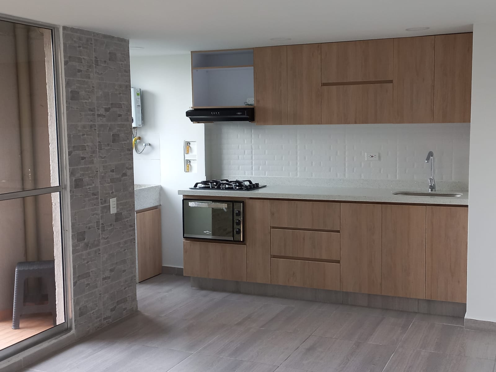 SE ARRIENDA APARTAESTUDIO EN UNIDAD CERRADA LUNA VERDE – MARINILLA