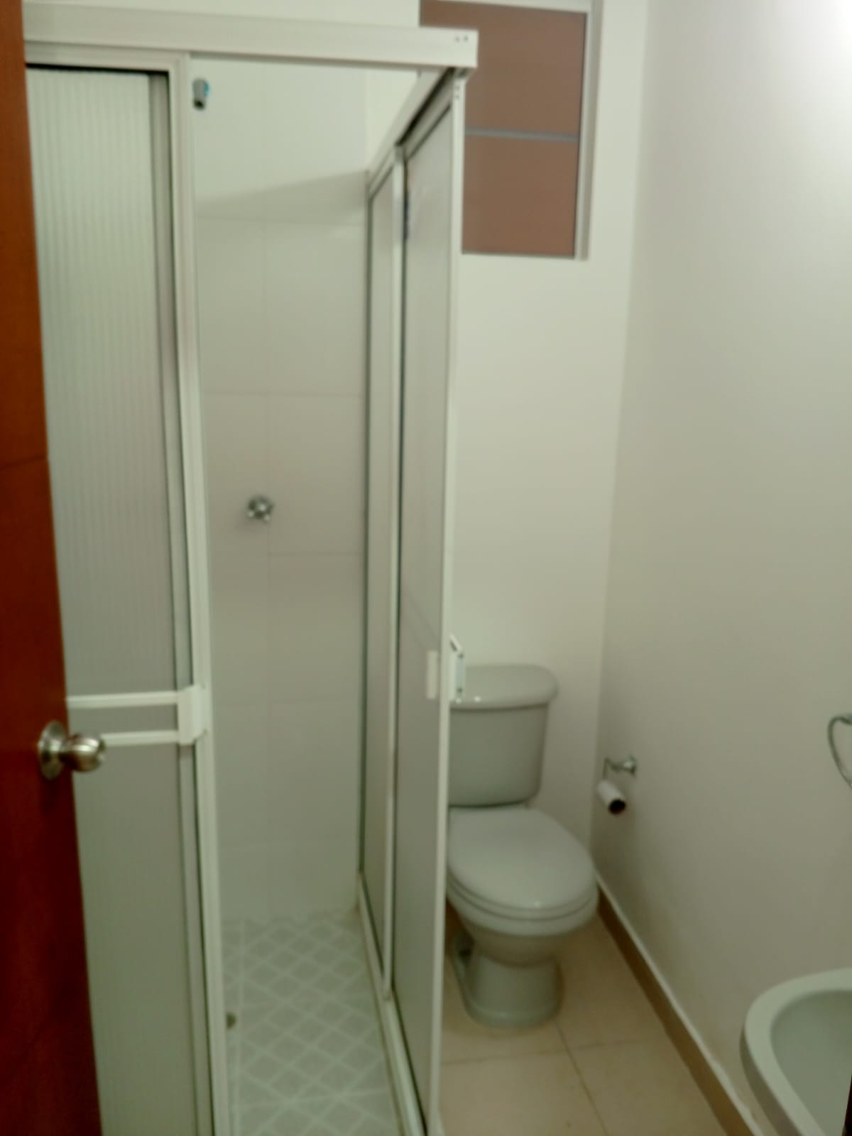 SIN INMOBILIARIA,Arriendo Apartaestudio de 3 ambientes,SIN AMOBLAR,PISO 1,Iluminado,BIEN UBICADO 4 SIN INMOBILIARIA,Arriendo Apartaestudio de 3 ambientes,SIN AMOBLAR,PISO 1,Iluminado,BIEN UBICADO