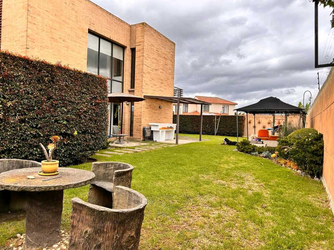 Arriendo oficina en Sabana Park