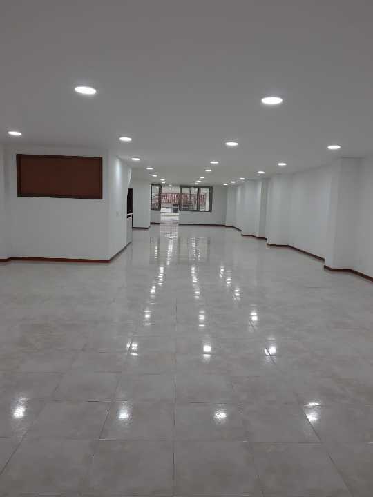 edificio_para_la_venta_en_el_s_1722532414-3955_7381.jpg