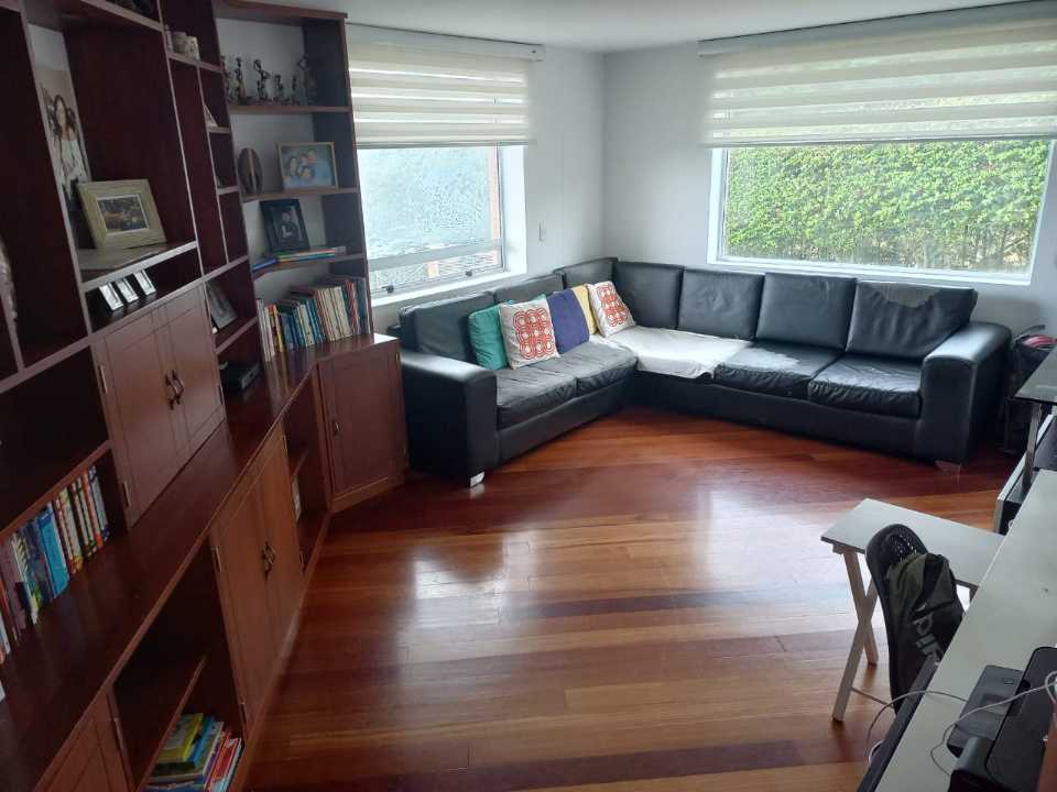 ARRIENDO CASA CAMPESTRE CON DIEZ MIL M2. 11 linda_y_moderna_casa_en_chia_1667081472-8702_1063.jpg